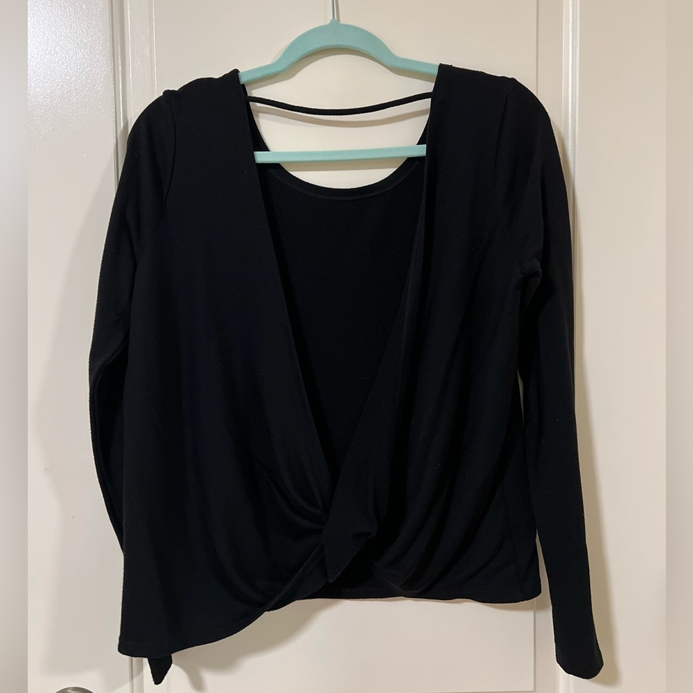 Long Sleeve Backless Shirt